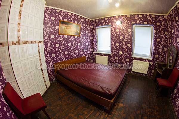 Баня Ягуар - комната отдыха с кроватью